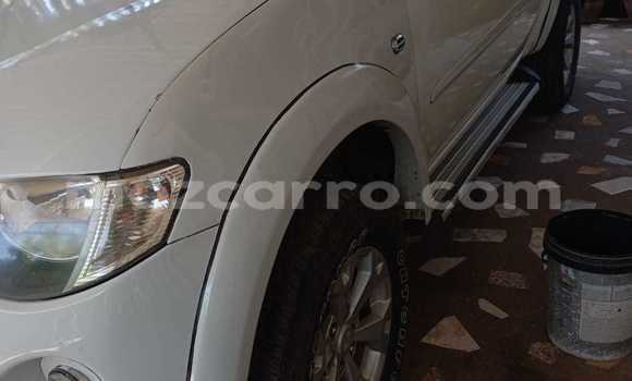 Tenga Tsaru Mitsubishi Triton Chena Mota in Maputo in Maputo Tenga Tsaru Mitsubishi Triton Chena Mota in Maputo in Maputo