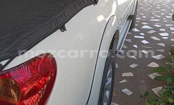 Tenga Tsaru Mitsubishi Triton Chena Mota in Maputo in Maputo Tenga Tsaru Mitsubishi Triton Chena Mota in Maputo in Maputo