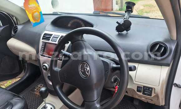 Nunua Ilio tumika Toyota Belta Nyeupe Gari ndani ya Maputo nchini Maputo Nunua Ilio tumika Toyota Belta Nyeupe Gari ndani ya Maputo nchini Maputo