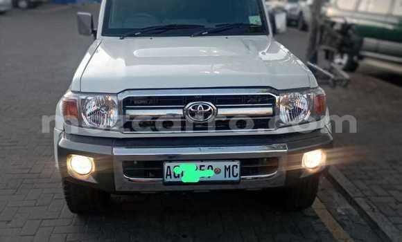 Tenga Tsaru Toyota Land Cruiser Chena Mota in Maputo in Maputo Tenga Tsaru Toyota Land Cruiser Chena Mota in Maputo in Maputo
