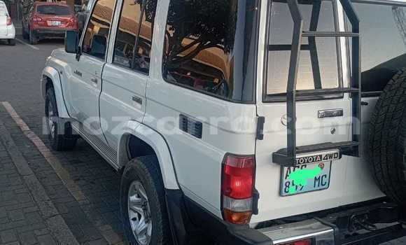 Tenga Tsaru Toyota Land Cruiser Chena Mota in Maputo in Maputo Tenga Tsaru Toyota Land Cruiser Chena Mota in Maputo in Maputo