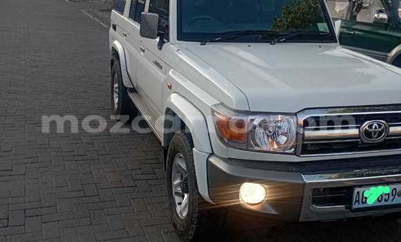Tenga Tsaru Toyota Land Cruiser Chena Mota in Maputo in Maputo Tenga Tsaru Toyota Land Cruiser Chena Mota in Maputo in Maputo