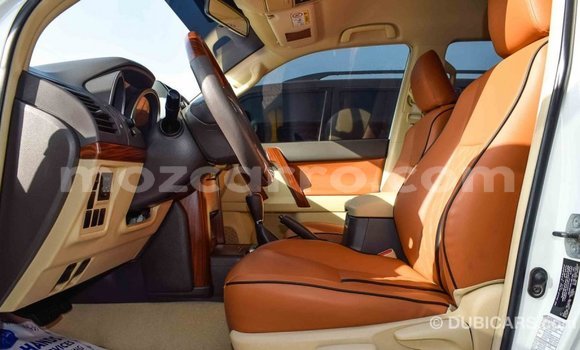 Nunua Imported Toyota Prado Nyeupe Gari ndani ya Import - Dubai nchini Cabo Delgado Nunua Imported Toyota Prado Nyeupe Gari ndani ya Import - Dubai nchini Cabo Delgado