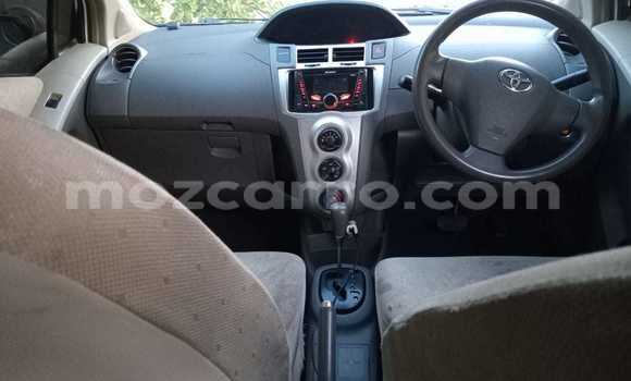 Comprar Usado Toyota Vitz Branco Carro em Maputo em Maputo Comprar Usado Toyota Vitz Branco Carro em Maputo em Maputo