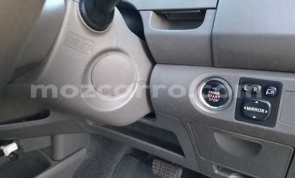 Comprar Usado Toyota Vitz Branco Carro em Maputo em Maputo Comprar Usado Toyota Vitz Branco Carro em Maputo em Maputo