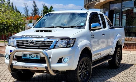 Nunua Mpya Toyota Hilux Nyeupe Gari ndani ya Maputo nchini Maputo Nunua Mpya Toyota Hilux Nyeupe Gari ndani ya Maputo nchini Maputo
