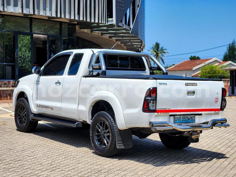 Big with watermark toyota hilux maputo maputo 32230