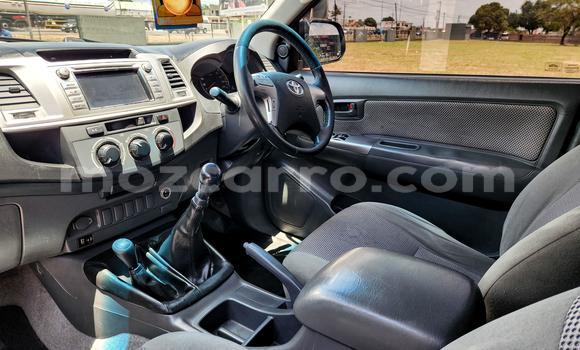 Nunua Mpya Toyota Hilux Nyeupe Gari ndani ya Maputo nchini Maputo Nunua Mpya Toyota Hilux Nyeupe Gari ndani ya Maputo nchini Maputo