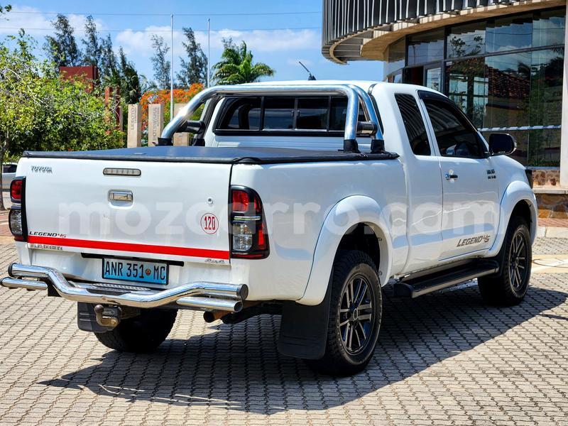 Big with watermark toyota hilux maputo maputo 32230