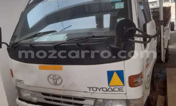 Comprar Usado Toyota Dyna Branco Carro em Maputo em Maputo Comprar Usado Toyota Dyna Branco Carro em Maputo em Maputo