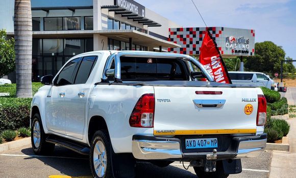 Nunua Ilio tumika Toyota Hiluxe Revo Nyeupe Gari ndani ya Maputo nchini Maputo Nunua Ilio tumika Toyota Hiluxe Revo Nyeupe Gari ndani ya Maputo nchini Maputo