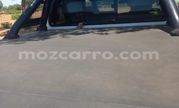 Buy Used Toyota Hilux White Car in Maputo in Maputo Buy Used Toyota Hilux White Car in Maputo in Maputo