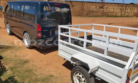 Buy Used Toyota Hiace Blue Car in Maputo in Maputo Buy Used Toyota Hiace Blue Car in Maputo in Maputo