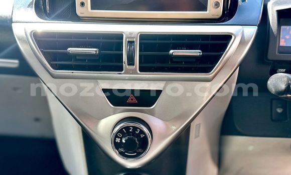 Comprar Usado Toyota iQ Branco Carro em Maputo em Maputo Comprar Usado Toyota iQ Branco Carro em Maputo em Maputo