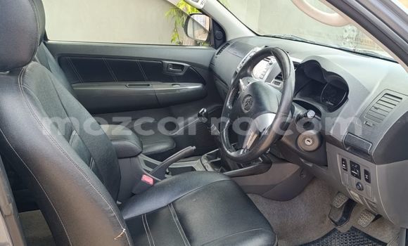 Comprar Usado Toyota Hilux Azul Carro em Maputo em Maputo Comprar Usado Toyota Hilux Azul Carro em Maputo em Maputo