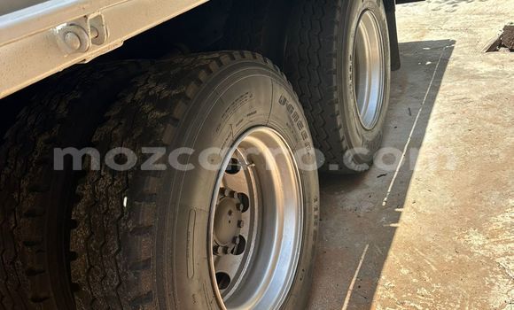 Tenga Tsaru Isuzu 117 Chena Mota in Maputo in Maputo Tenga Tsaru Isuzu 117 Chena Mota in Maputo in Maputo