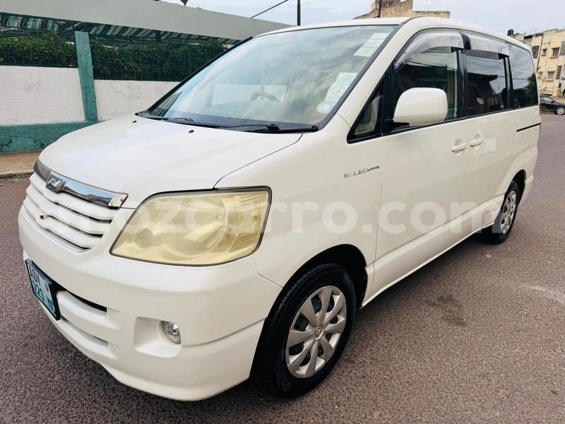 Big with watermark toyota noah maputo maputo 32273