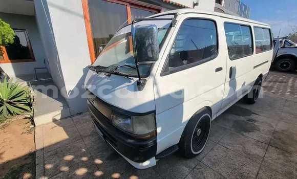 Comprar Usado Toyota Hiace Branco Carro em Maputo em Maputo Comprar Usado Toyota Hiace Branco Carro em Maputo em Maputo