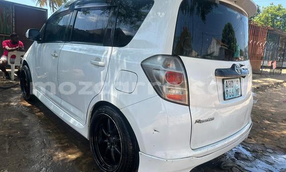 Comprar Usado Toyota Ractis Branco Carro em Maputo em Maputo