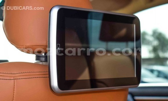 Tenga Imported Toyota Land Cruiser Chena Mota in Import - Dubai in Cabo Delgado Tenga Imported Toyota Land Cruiser Chena Mota in Import - Dubai in Cabo Delgado