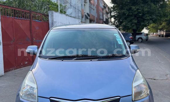 Comprar Usado Toyota Ractis Azul Carro em Maputo em Maputo
