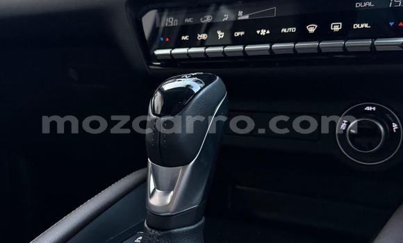 Comprar Novo Mazda BT-50 Preto Carro em Maputo em Maputo Comprar Novo Mazda BT-50 Preto Carro em Maputo em Maputo