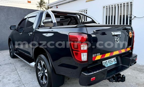 Comprar Novo Mazda BT-50 Preto Carro em Maputo em Maputo Comprar Novo Mazda BT-50 Preto Carro em Maputo em Maputo