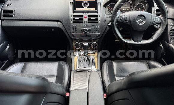 Comprar Novo Mercedes-Benz C-Classe Branco Carro em Maputo em Maputo Comprar Novo Mercedes-Benz C-Classe Branco Carro em Maputo em Maputo