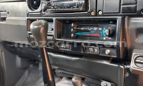 Comprar Usado Toyota Land Cruiser Branco Carro em Maputo em Maputo Comprar Usado Toyota Land Cruiser Branco Carro em Maputo em Maputo
