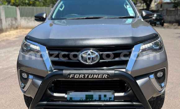 Tenga Tsaru Toyota Fortuner Bhurawuni Mota in Maputo in Maputo Tenga Tsaru Toyota Fortuner Bhurawuni Mota in Maputo in Maputo
