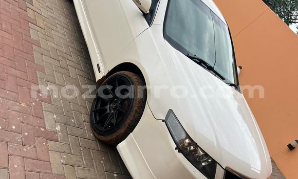 Nunua Ilio tumika Honda Accord Nyeupe Gari ndani ya Maputo nchini Maputo