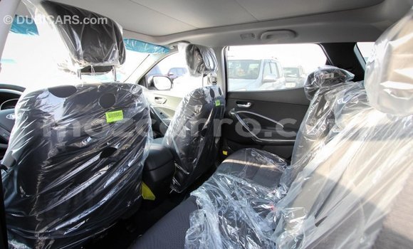 Tenga Imported Hyundai Santa Fe Chena Mota in Import - Dubai in Cabo Delgado Tenga Imported Hyundai Santa Fe Chena Mota in Import - Dubai in Cabo Delgado