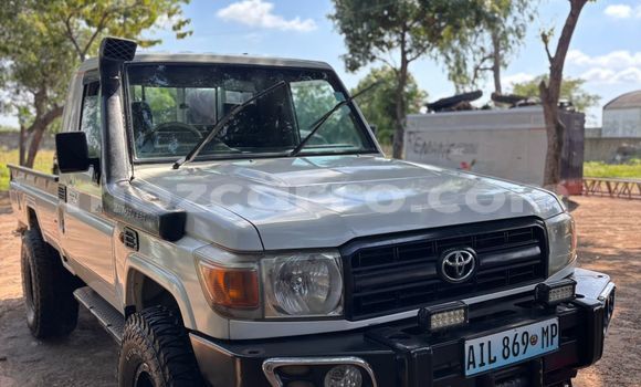 Tenga Tsaru Toyota Land Cruiser Chena Mota in Maputo in Maputo Tenga Tsaru Toyota Land Cruiser Chena Mota in Maputo in Maputo