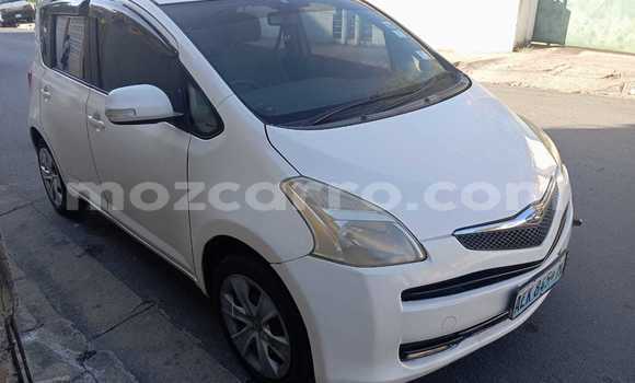 Comprar Usado Toyota Ractis Branco Carro em Maputo em Maputo Comprar Usado Toyota Ractis Branco Carro em Maputo em Maputo