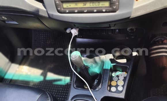 Comprar Usado Toyota Hilux Branco Carro em Maputo em Maputo Comprar Usado Toyota Hilux Branco Carro em Maputo em Maputo