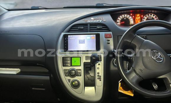 Comprar Usado Toyota Ractis Branco Carro em Maputo em Maputo Comprar Usado Toyota Ractis Branco Carro em Maputo em Maputo