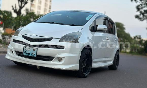 Comprar Usado Toyota Ractis Branco Carro em Maputo em Maputo Comprar Usado Toyota Ractis Branco Carro em Maputo em Maputo
