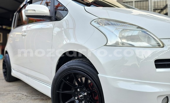 Buy Used Toyota Ractis White Car in Maputo in Maputo Buy Used Toyota Ractis White Car in Maputo in Maputo