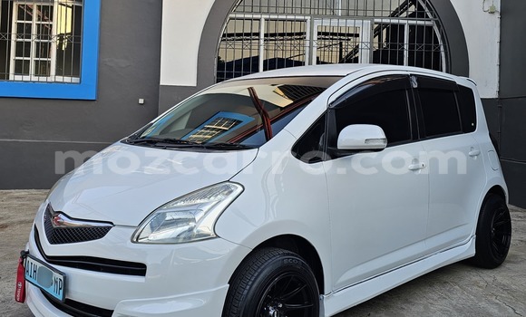 Buy Used Toyota Ractis White Car in Maputo in Maputo Buy Used Toyota Ractis White Car in Maputo in Maputo
