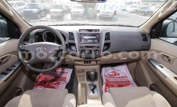 Comprar Importar Toyota Fortuner Preto Carro em Import - Dubai em Cabo Delgado Comprar Importar Toyota Fortuner Preto Carro em Import - Dubai em Cabo Delgado