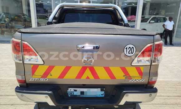 Nunua Ilio tumika Mazda BT-50 Nyingine Gari ndani ya Maputo nchini Maputo Nunua Ilio tumika Mazda BT-50 Nyingine Gari ndani ya Maputo nchini Maputo