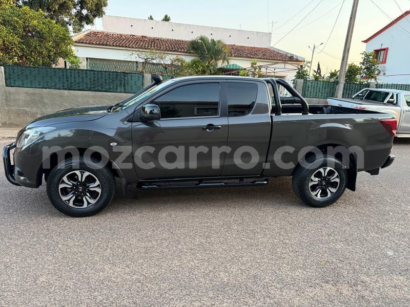 Big with watermark mazda bt 50 maputo maputo 32376