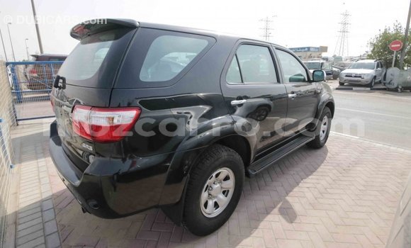 Comprar Importar Toyota Fortuner Preto Carro em Import - Dubai em Cabo Delgado Comprar Importar Toyota Fortuner Preto Carro em Import - Dubai em Cabo Delgado