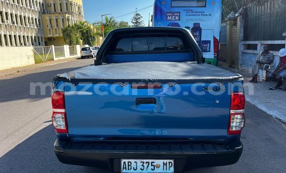 Nunua Ilio tumika Toyota Hilux Bluu Gari ndani ya Maputo nchini Maputo Nunua Ilio tumika Toyota Hilux Bluu Gari ndani ya Maputo nchini Maputo