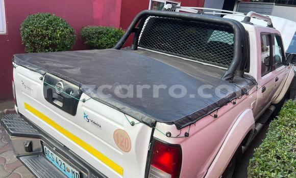 Buy Used Nissan Hardbody White Car in Maputo in Maputo Buy Used Nissan Hardbody White Car in Maputo in Maputo