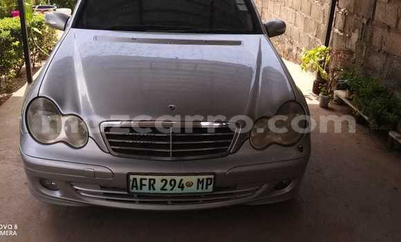 Comprar Usado Mercedes Viano De outros Carro em Moçambique em Nampula Comprar Usado Mercedes Viano De outros Carro em Moçambique em Nampula