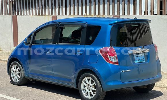 Comprar Usado Toyota Ractis Azul Carro em Maputo em Maputo Comprar Usado Toyota Ractis Azul Carro em Maputo em Maputo