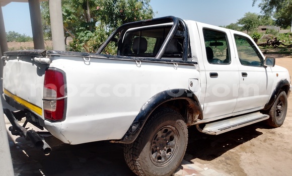 Tenga Tsaru Nissan Hardbody Chena Mota in Maputo in Maputo Tenga Tsaru Nissan Hardbody Chena Mota in Maputo in Maputo