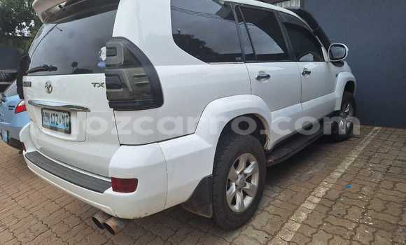 Nunua Ilio tumika Toyota Prado Nyeupe Gari ndani ya Maputo nchini Maputo Nunua Ilio tumika Toyota Prado Nyeupe Gari ndani ya Maputo nchini Maputo