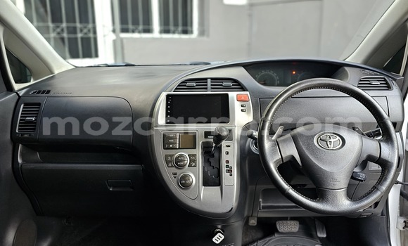 Comprar Usado Toyota Ractis Branco Carro em Maputo em Maputo Comprar Usado Toyota Ractis Branco Carro em Maputo em Maputo